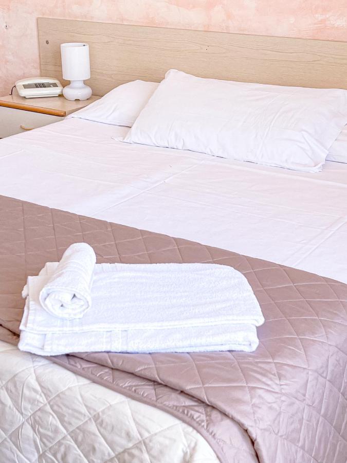 Hotel Ambassador Laigueglia Luaran gambar
